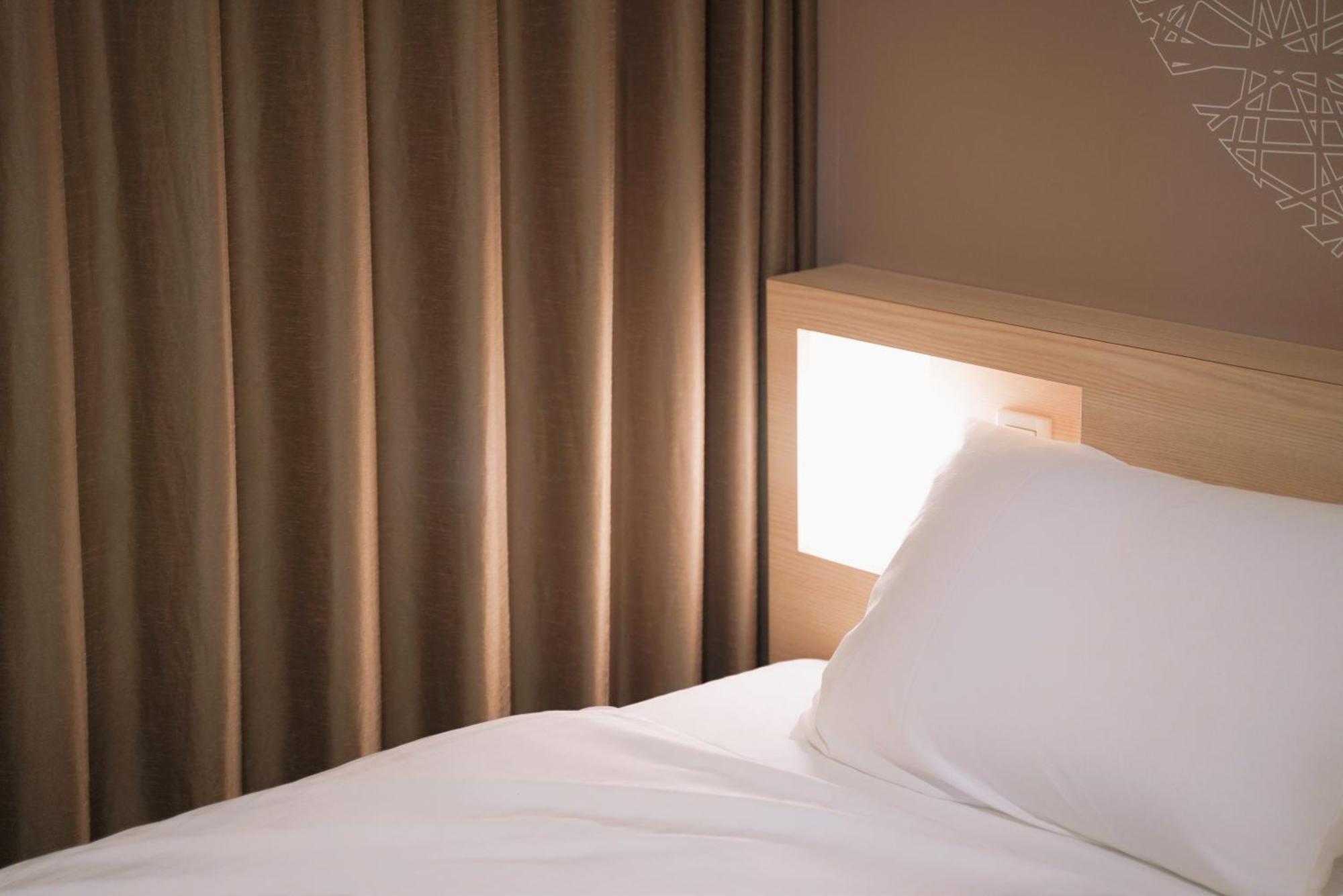 Park Central Sakura Hotel โอซาก้า ภายนอก รูปภาพ